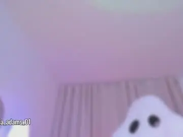 Chaturbate Free Porn Cam of bella_adams_