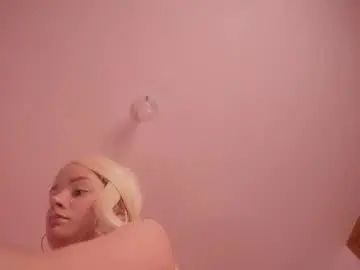 Chaturbate Sex Cam of bella_adams_