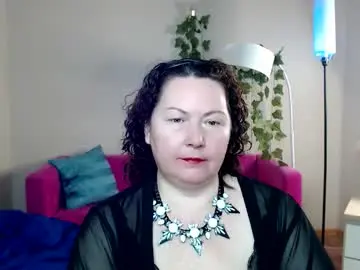 Chaturbate Best live sex cam show of curvy_girlz