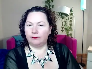 Chaturbate Live Sex Cam of curvy_girlz