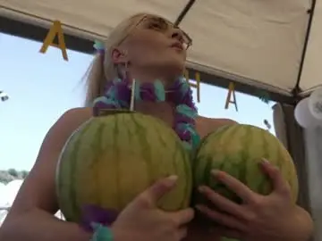 Chaturbate Adult Webcams of hannahjames710