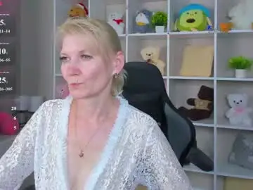 Chaturbate Adult Webcams of julie_lucasss