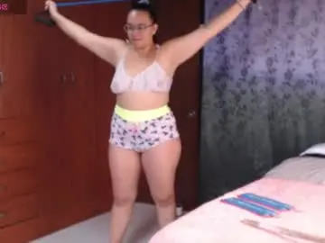 Chaturbate Watch Live Sex Cams of miia_big1boobs