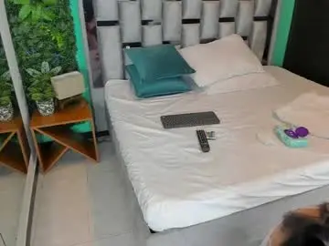 Chaturbate Watch Live Sex Cams of mari_cooper1