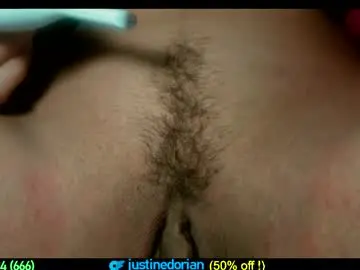 Chaturbate Nude Webcam of justinedorian