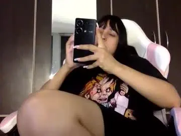 Chaturbate Live Sex Cam of chanelsexyy