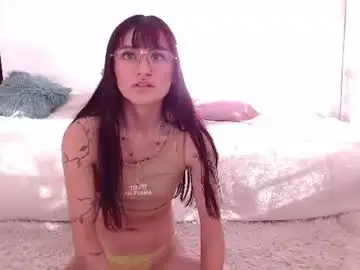 Chaturbate Free Live Porn of soysilvanna_
