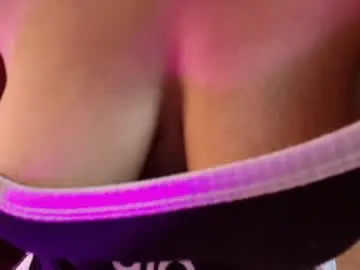 Chaturbate Private Sex Chat of elliee_alves