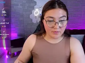 Chaturbate Best live sex cam show of diamondfox_m