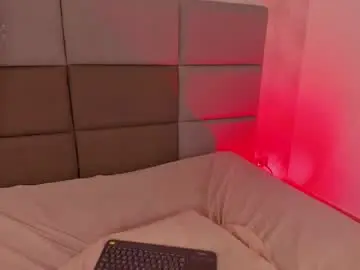 Chaturbate Live Sex of emily_luve