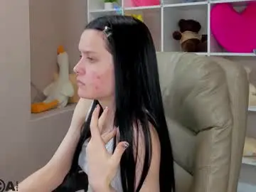 Chaturbate Nude Webcam of kessi_millis