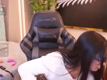 Chaturbate Live Porn of mekari_doll