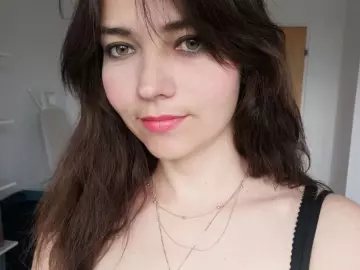 Cherry Watch Live Sex Cams of cyndeewinter