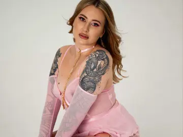 Cherry Sex Chat of arolinanight