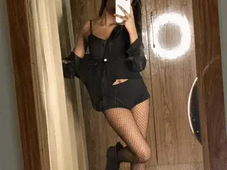 Dscgirls Live Sex Cam of ShanayaKapoor