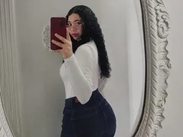 Imlive Sex Cam of Dara_Moore