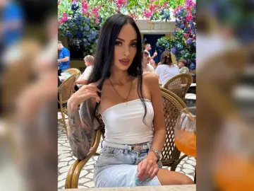 Imlive Best live sex cam show of CandyJeane