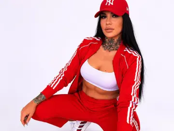 Imlive Sex Cam of HottyNicole