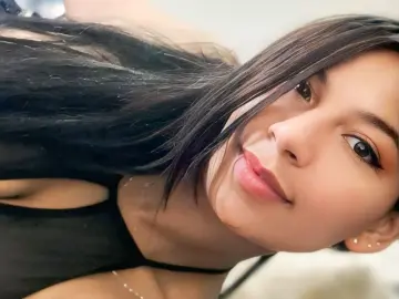 Imlive Sex Chat of YasmineD749