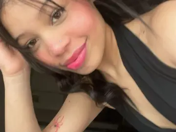 Imlive Live Sex Cam of MiaScarlett