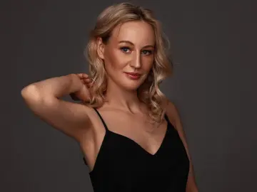 Imlive Best live sex cam show of HEARTBREAKABLE