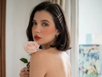 Imlive Watch Live Sex Cams of ElizaKorss