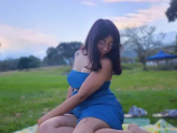 Imlive Sex Cam of Andromeda_