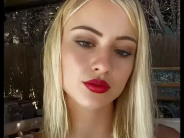 Imlive Free Live Porn of Isidora_Esther
