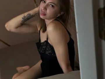 Imlive Nude Webcam of StrongLadyXXX
