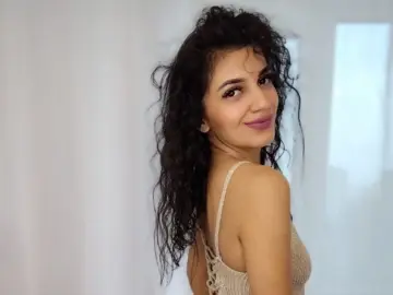 Imlive Sex Chat of YasmineDelightX