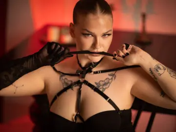 Imlive Best live sex cam show of NoirSam