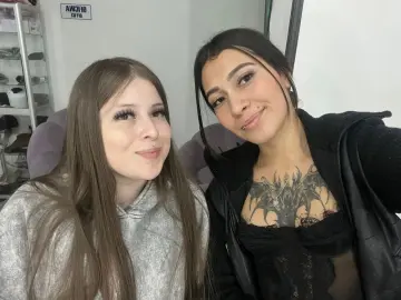 Imlive Free Porn Cam of chloe_And_Mia