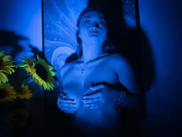 Imlive Free Live Porn of Carlie_Candy