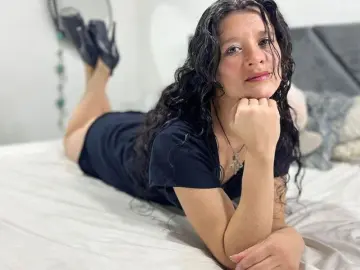 Livejasmin Sex Cam of SereneVertuz