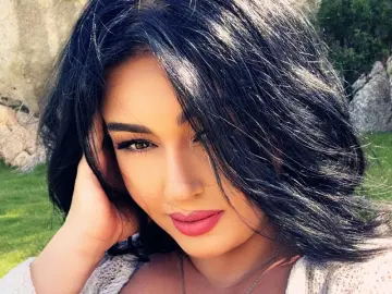 Livejasmin Live Porn of AdiraMaeven