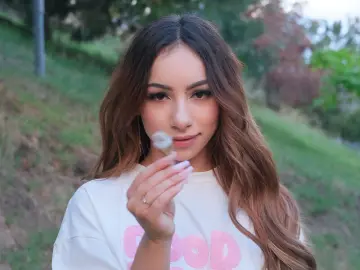 Livejasmin Sex Cam of AlizeeBlair