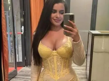 Livejasmin Free Porn Cam of JuliaHayss