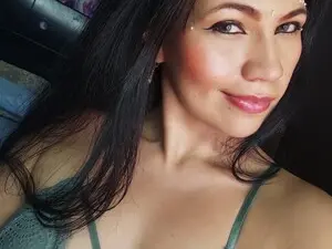 Myfreecams Nude Webcam of Pilarstar_