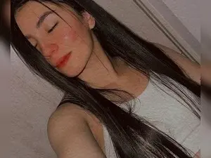 Myfreecams Sex Cam of Valenn_05