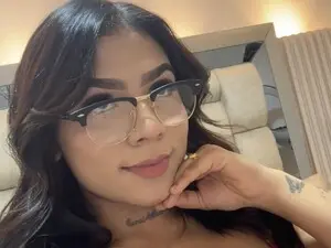 Myfreecams Adult Video Chat of Madelein_Foster