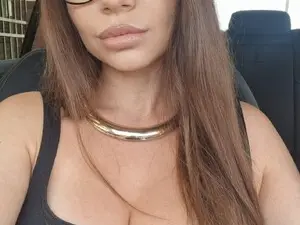 Myfreecams Watch Live Sex Cams of Jullyenn3