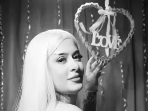 Myfreecams Free Porn Cam of NayaNoir