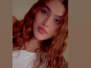 Myfreecams Free Porn Cam of Adele_cruzz