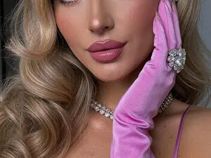 Myfreecams Sex Chat of Ella__Rose