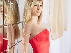 Myfreecams Live Sex Cam of Alielli