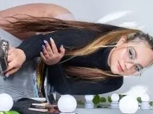 Myfreecams Watch Live Sex Cams of Soy_cuteeva