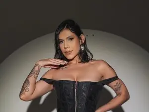 Myfreecams Free Live Porn of SarahYates