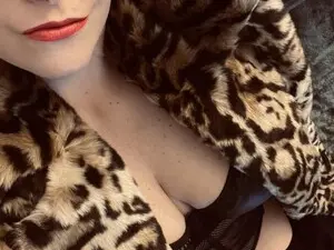 Myfreecams Watch Live Sex Cams of SneakyMiky