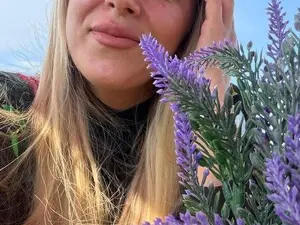 Myfreecams Live Porn of JulyaHyde