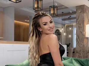 Myfreecams Watch Live Sex Cams of Zoey_Marye